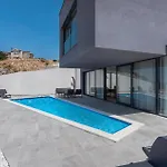 Holiday home Awesome In *
