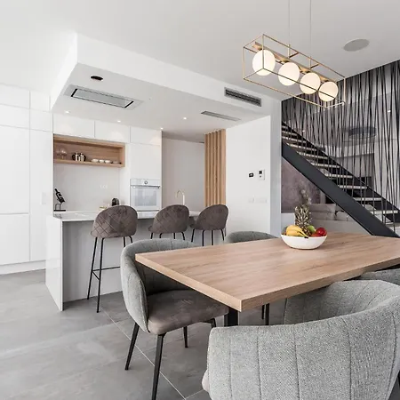 Hébergement de vacances 2 Bedroom Stunning In *