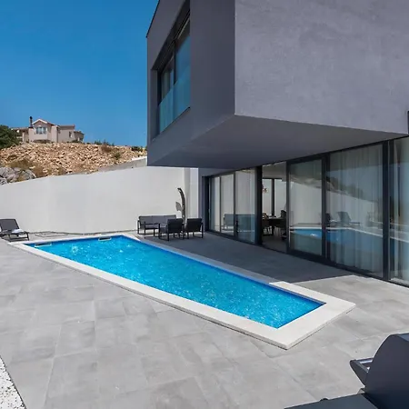 Vakantiehuis Awesome In *