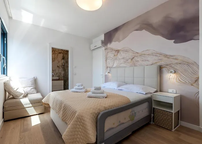 2 Bedroom Stunning In Sibenik