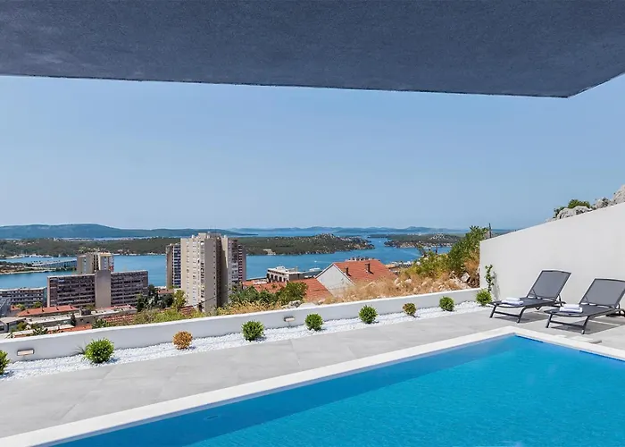 2 Bedroom Stunning In